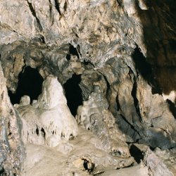 Slovenske jaskyne a ich krásy